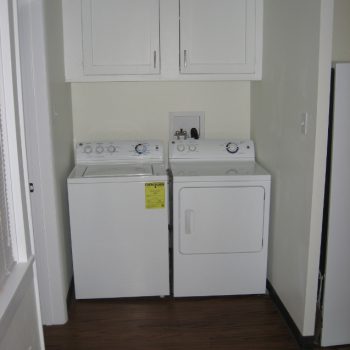 16 Wakefield St., Pittsburgh, PA laundry room